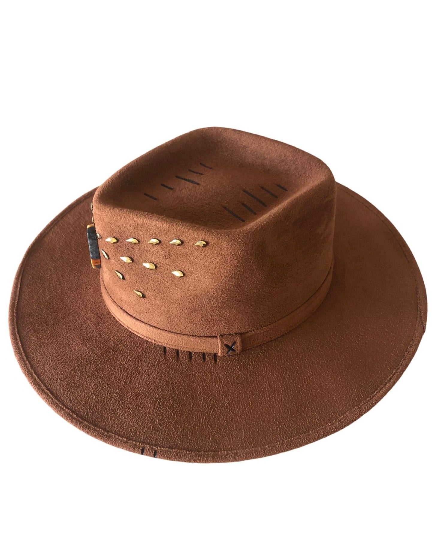 Brown hat with rhombus and crystals