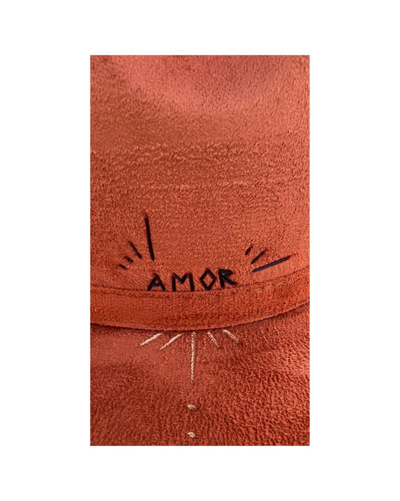 Orange arrow hat
